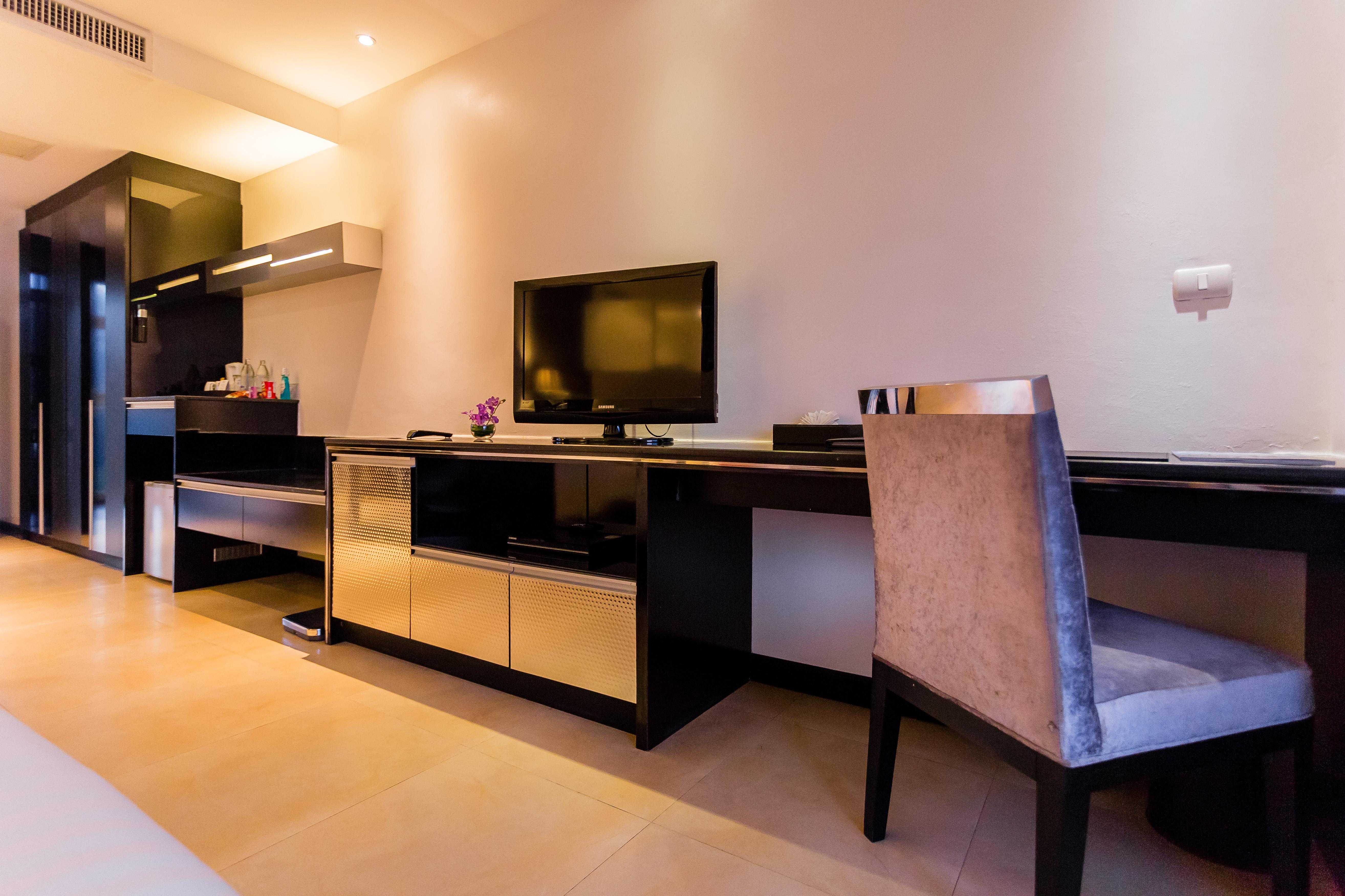 Nova Platinum Hotel Pattaya Buitenkant foto