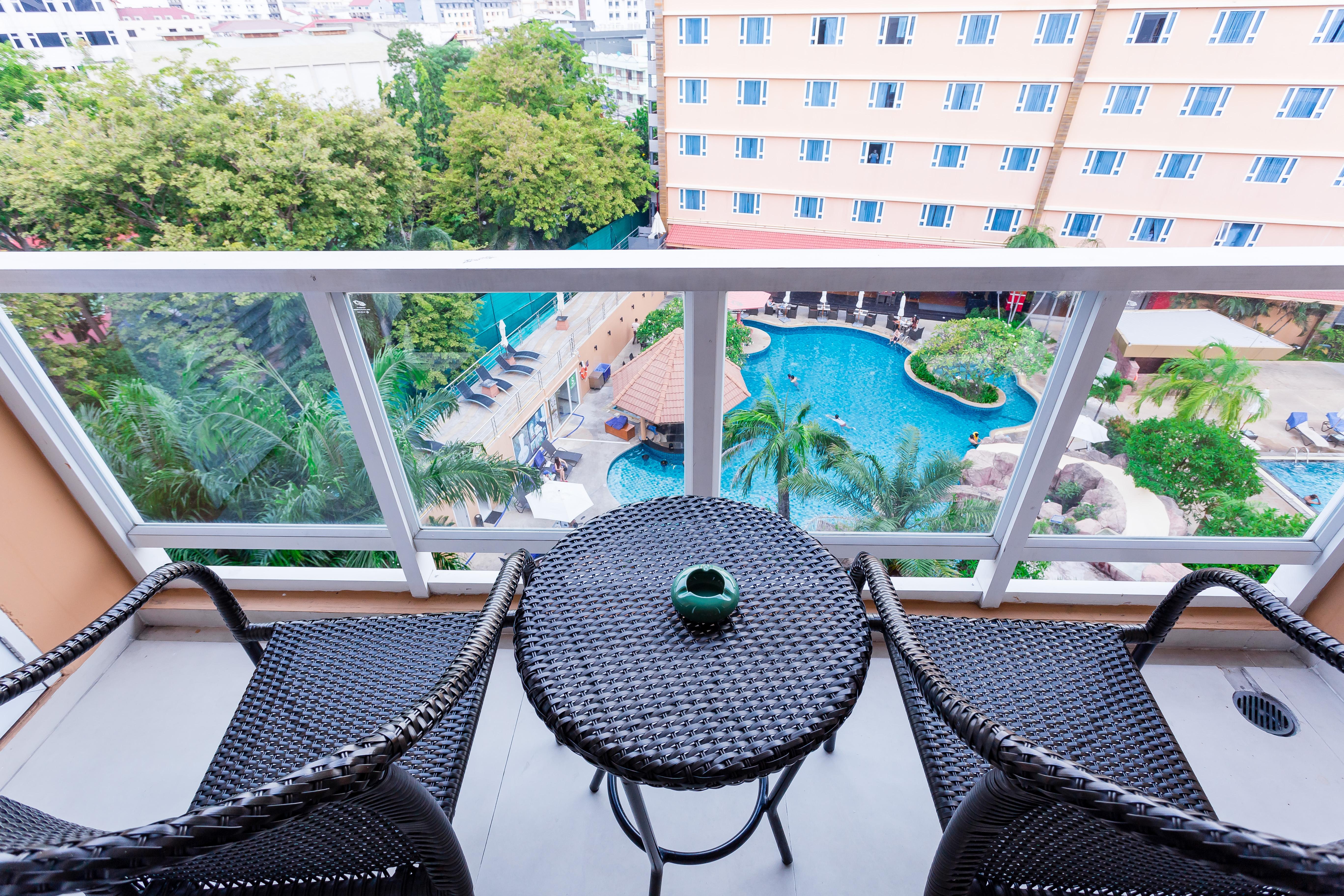 Nova Platinum Hotel Pattaya Buitenkant foto
