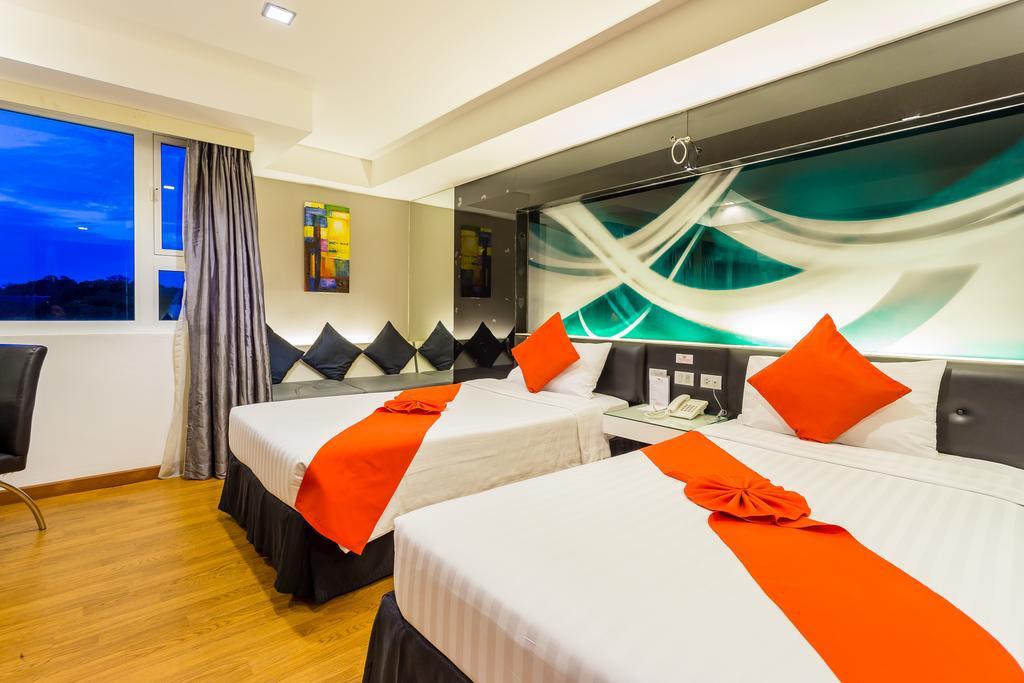 Nova Platinum Hotel Pattaya Buitenkant foto